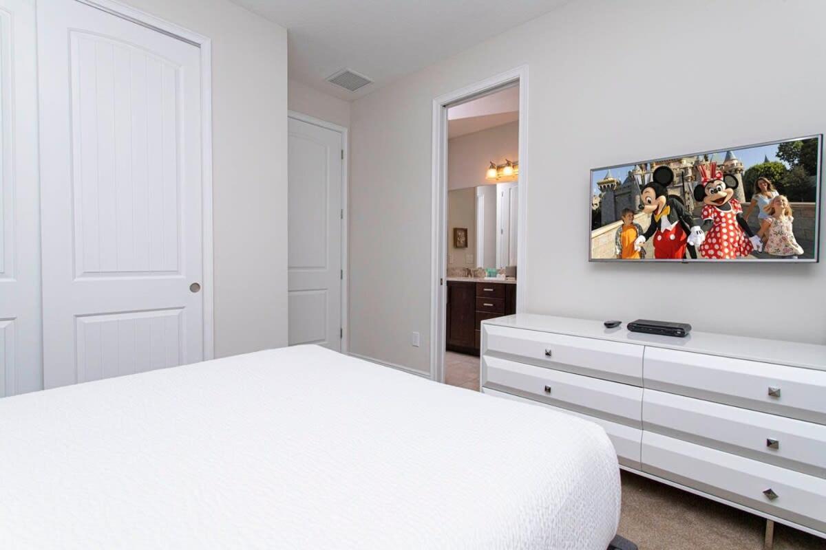 Hébergement de vacances Luxurious 5bd Private Pool Jacuzzi & Game At Encore 7432 Orlando
